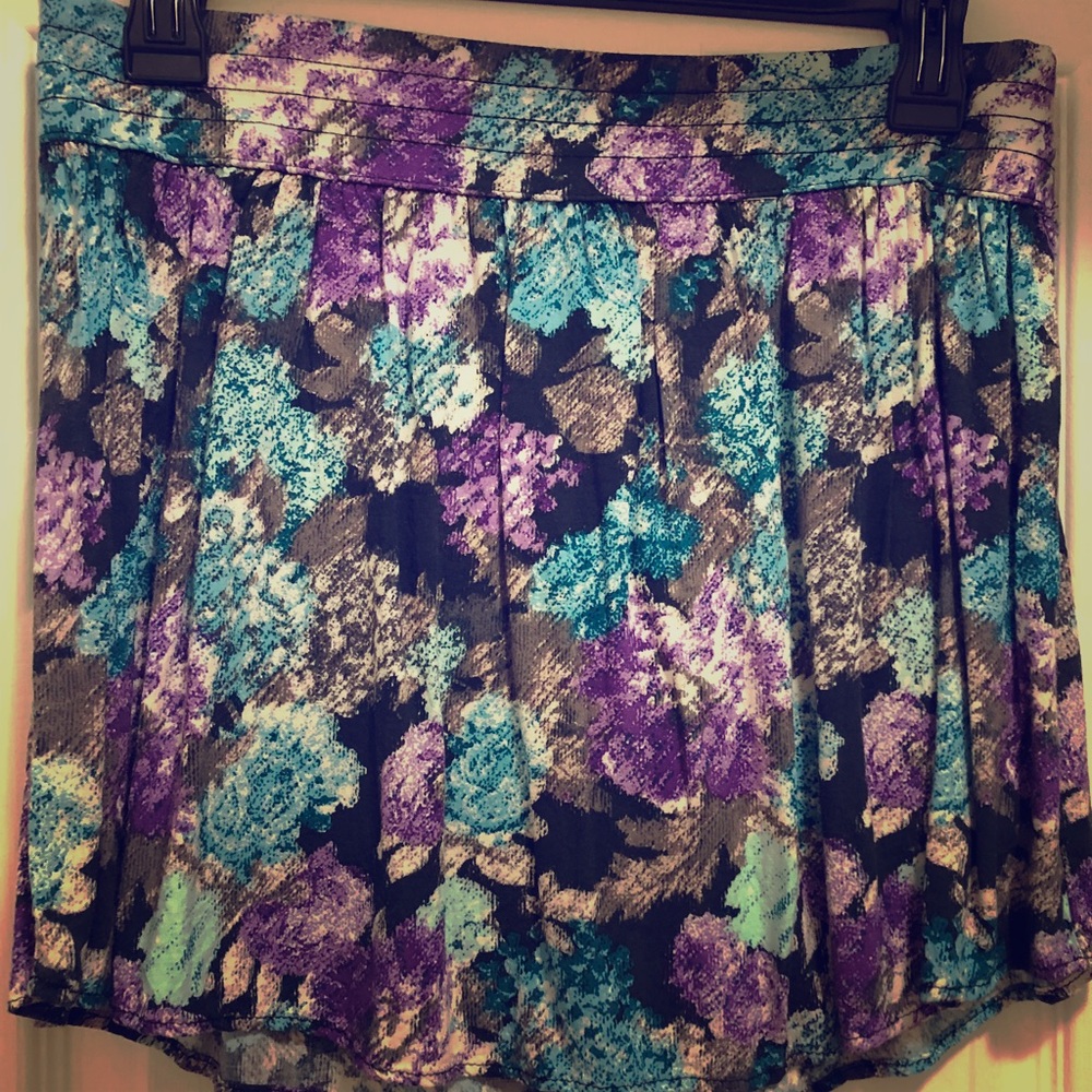 Patterned skirt